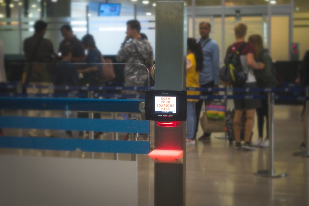 Photo visitor tracking software